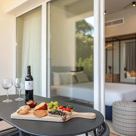 - Termal - By Unlock אתר נופש מונצ'יק